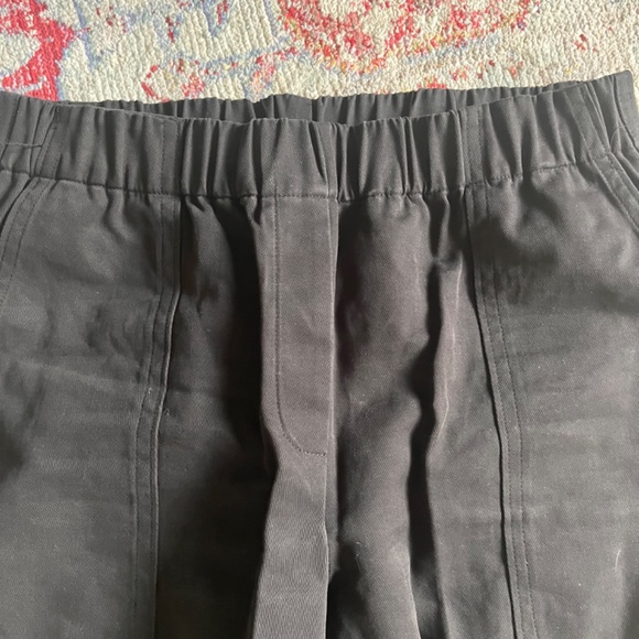Aritzia cargo pants - Picture 4 of 4